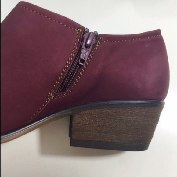 Steve Madden Wine Katyy Ankle Boots - Picture 6 of 15